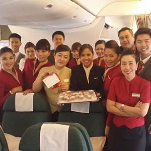 valentines-day-in-an-airplane